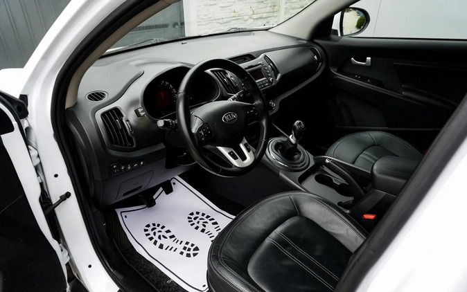 Kia Sportage cena 46500 przebieg: 193000, rok produkcji 2013 z Lubawa małe 704